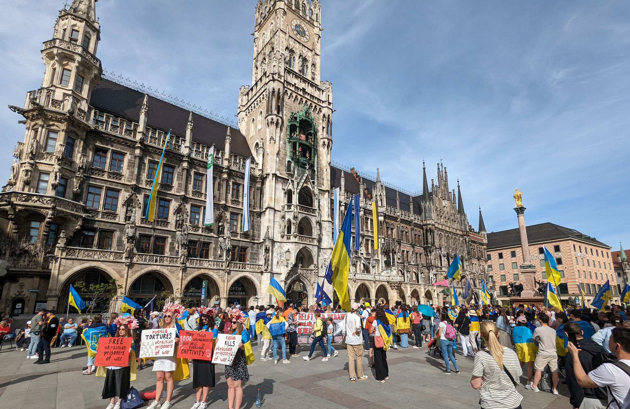 Germany, 14 Apr 2024  Massive protest in Marienplatz against Russia's invasion of Ukraine.