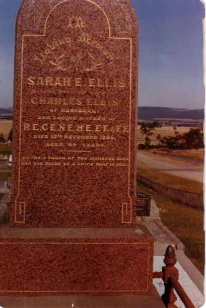 Sarah Elizabeth Ellis (nee Howlett)  headstone